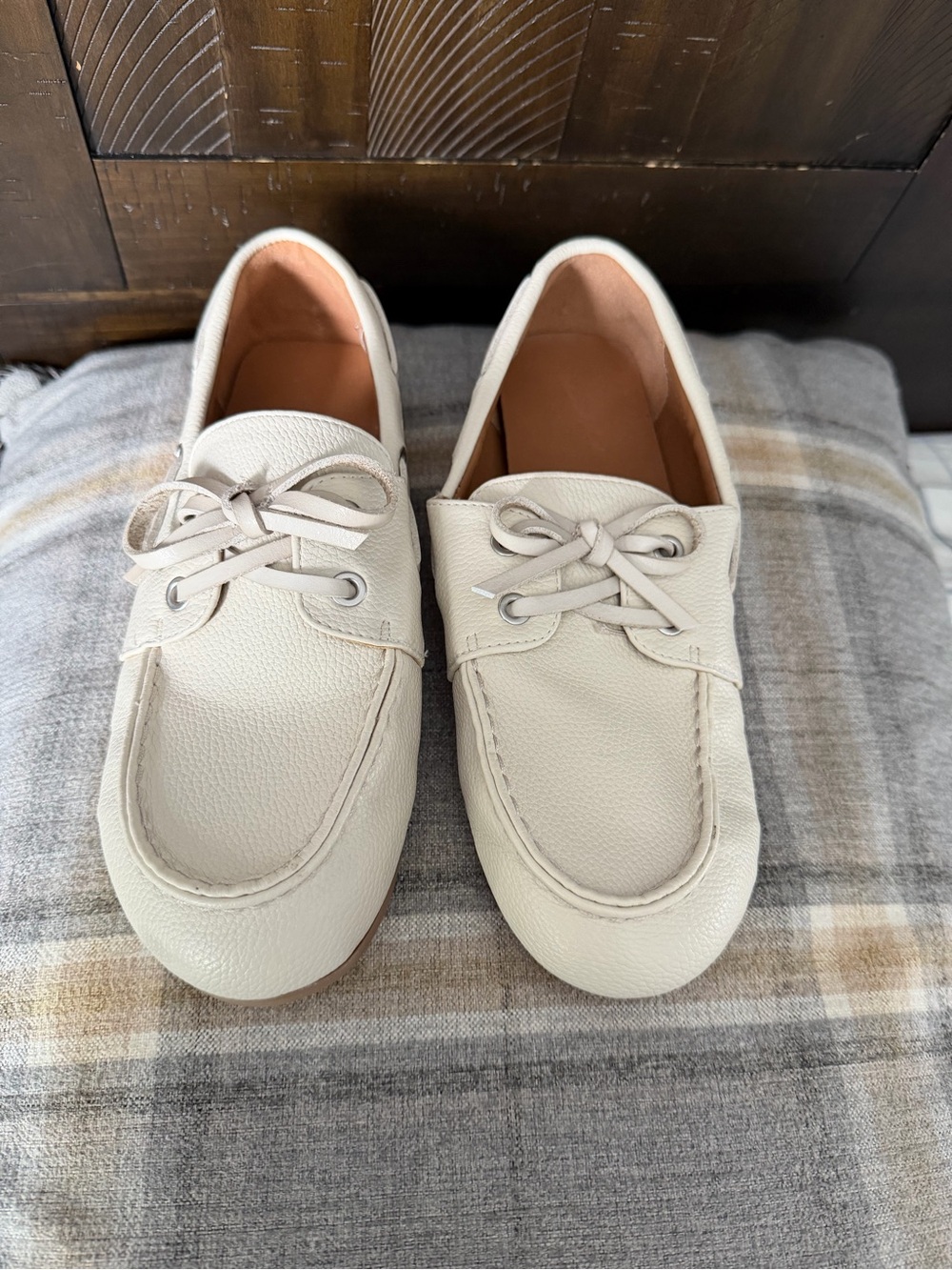 Universal Thread Men's Cream/Tan  Boat Shoes
